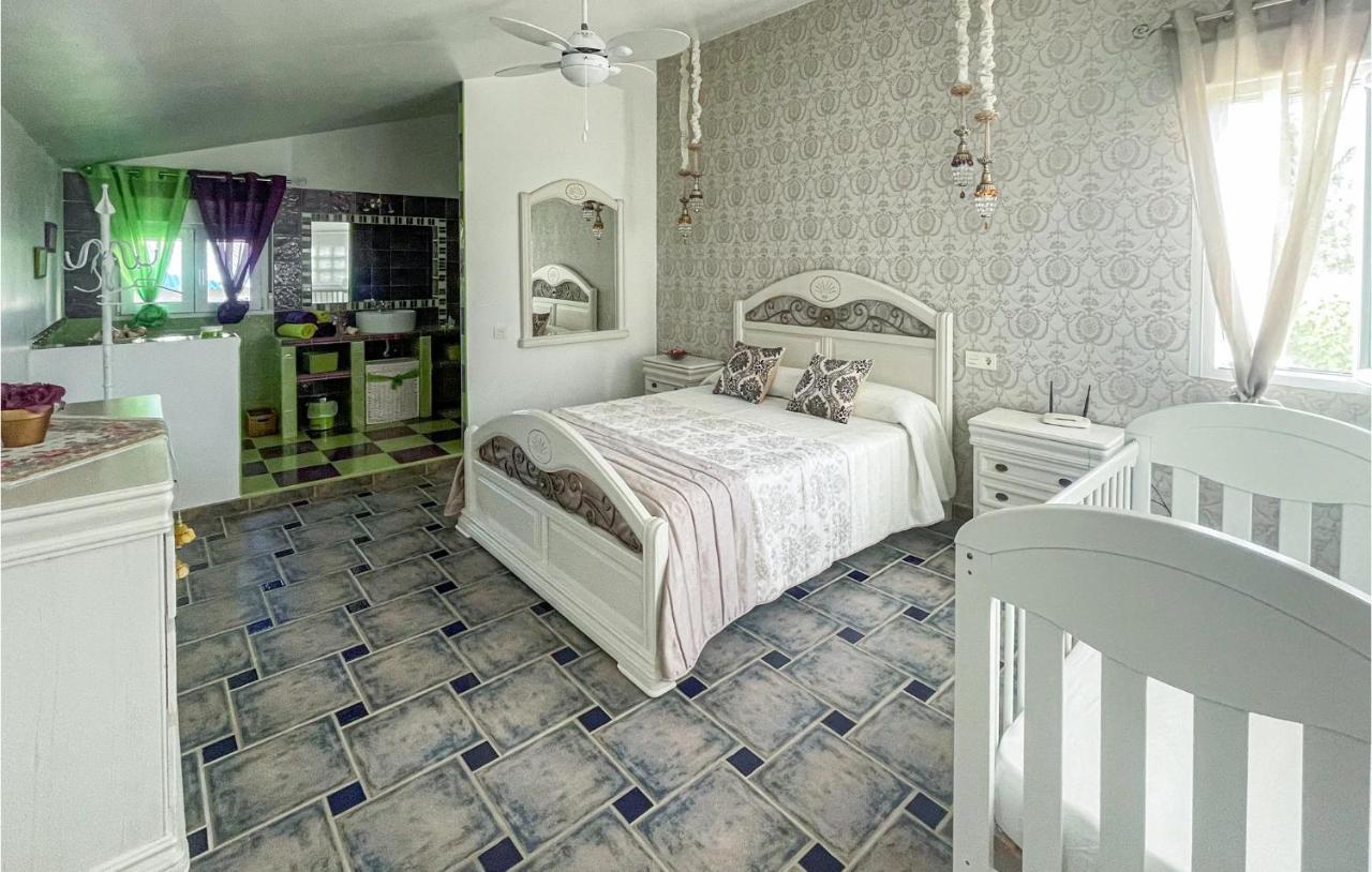 Amazing Home In Las Terreras, Lorca With Kitchen Las Lomas de Laston Ngoại thất bức ảnh